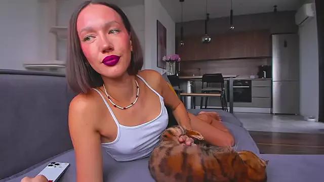 Customizable and immersive: Energize your taste buds and checkout our delicious choice of amateur cams liveshows with excited livestreamers getting their sweet physiques pounded with their beloved vibrating toys.