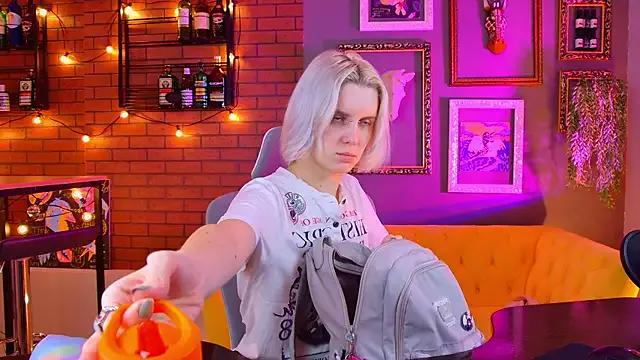 Customizable and immersive: Energize your taste buds and checkout our delicious choice of amateur cams liveshows with excited livestreamers getting their sweet physiques pounded with their beloved vibrating toys.