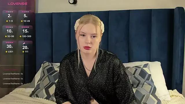 betonovayajbiksa from StripChat is Freechat