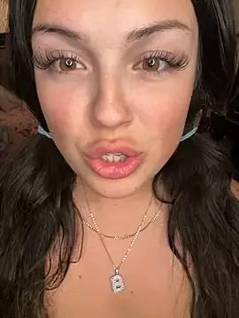 biancasuger from StripChat is Freechat