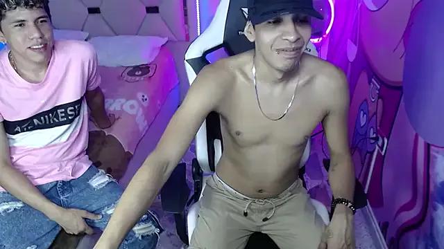 Big_boyss_ from StripChat is Freechat