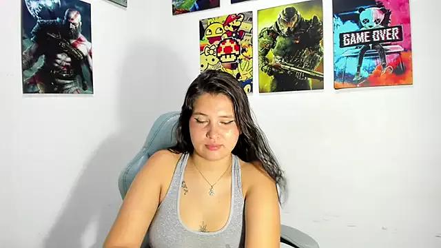 Customizable and immersive: Energize your taste buds and checkout our delicious choice of amateur cams liveshows with excited livestreamers getting their sweet physiques pounded with their beloved vibrating toys.