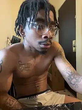 Bigdude360 from StripChat is Freechat