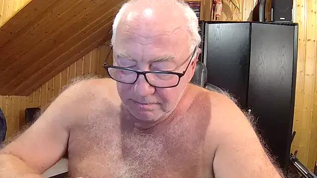 biggandybig from StripChat