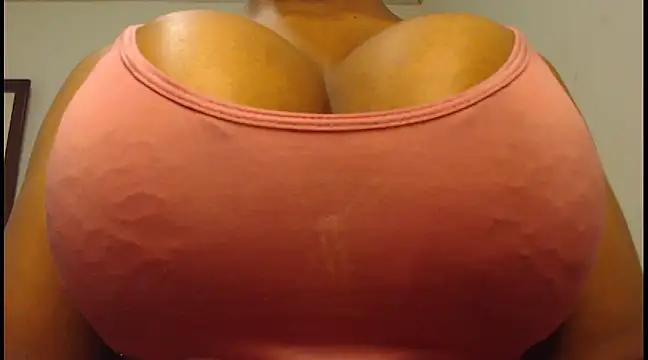 biggracie from StripChat