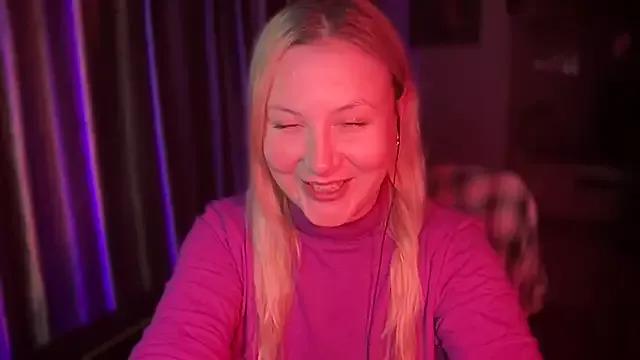 BikiHellena from StripChat is Freechat