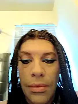 bl33pQu33n from StripChat