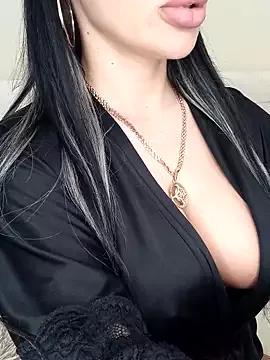 Customizable and immersive: Energize your taste buds and checkout our delicious choice of amateur cams liveshows with excited livestreamers getting their sweet physiques pounded with their beloved vibrating toys.