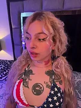 Customizable and immersive: Energize your taste buds and checkout our delicious choice of amateur cams liveshows with excited livestreamers getting their sweet physiques pounded with their beloved vibrating toys.