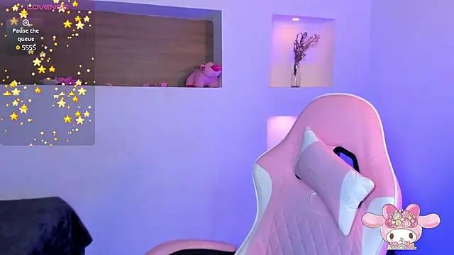 Customizable and immersive: Energize your taste buds and checkout our delicious choice of amateur cams liveshows with excited livestreamers getting their sweet physiques pounded with their beloved vibrating toys.