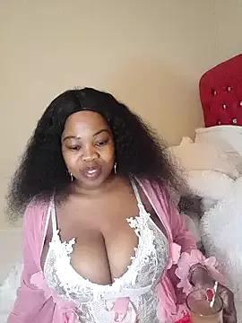 BoobQueenxx from StripChat is Freechat