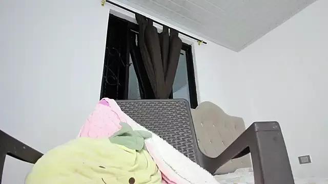brandy_h9 from StripChat is Freechat