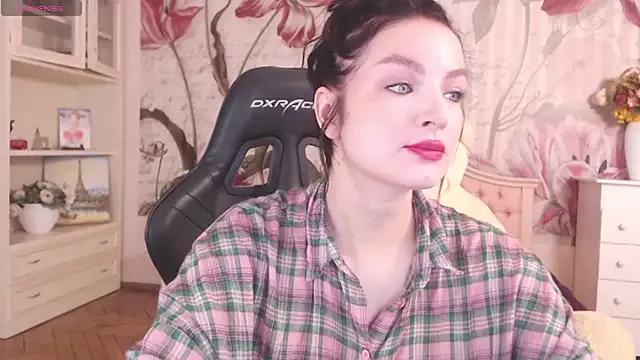 BritneyBarker from StripChat is Freechat