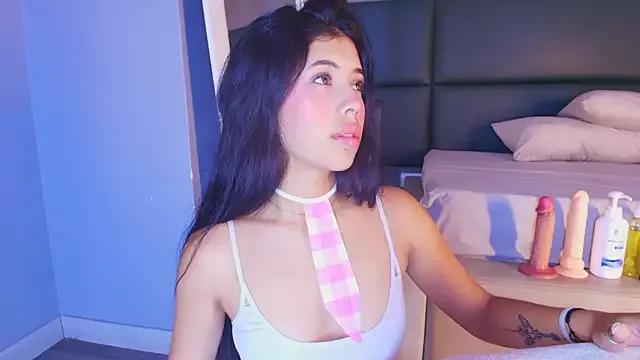 Customizable and immersive: Energize your taste buds and checkout our delicious choice of amateur cams liveshows with excited livestreamers getting their sweet physiques pounded with their beloved vibrating toys.