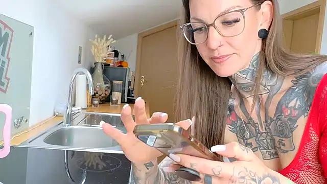 Customizable and immersive: Energize your taste buds and checkout our delicious choice of amateur cams liveshows with excited livestreamers getting their sweet physiques pounded with their beloved vibrating toys.
