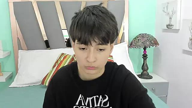 Bryce_Evans from StripChat is Freechat