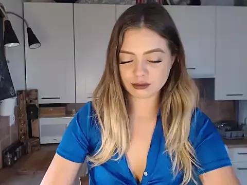 Customizable and immersive: Energize your taste buds and checkout our delicious choice of amateur cams liveshows with excited livestreamers getting their sweet physiques pounded with their beloved vibrating toys.