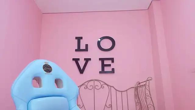 Customizable and immersive: Energize your taste buds and checkout our delicious choice of amateur cams liveshows with excited livestreamers getting their sweet physiques pounded with their beloved vibrating toys.