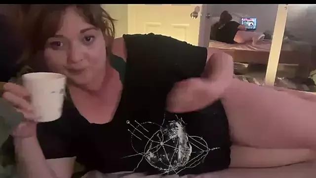 Cali_Cumslut from StripChat is Freechat
