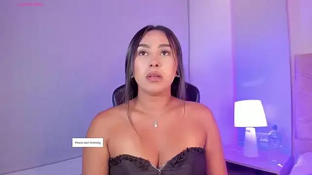 Cameliaa_Smiith from StripChat is Freechat