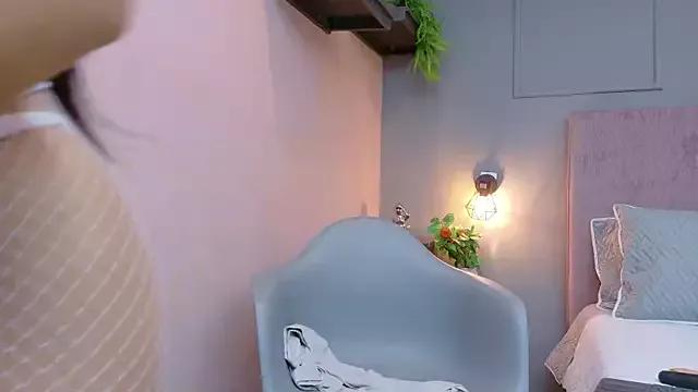 Camila_Hill_ from StripChat is Freechat