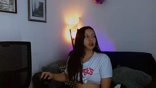 Customizable and immersive: Energize your taste buds and checkout our delicious choice of amateur cams liveshows with excited livestreamers getting their sweet physiques pounded with their beloved vibrating toys.
