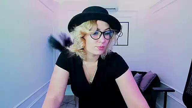 CamilaFatem from StripChat is Freechat