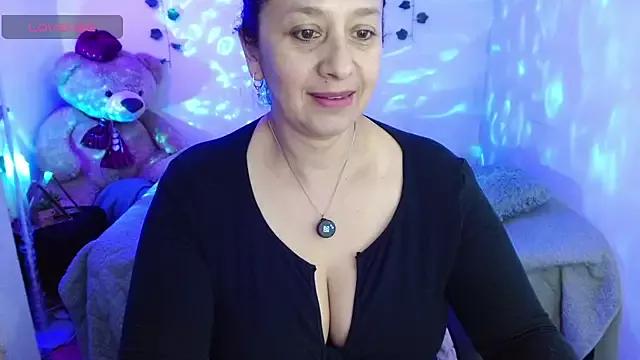 camilalatti from StripChat is Freechat