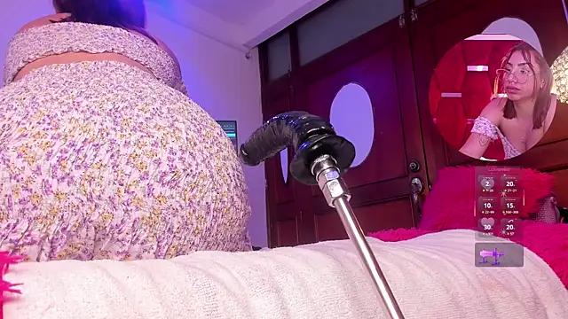 Customizable and immersive: Energize your taste buds and checkout our delicious choice of amateur cams liveshows with excited livestreamers getting their sweet physiques pounded with their beloved vibrating toys.