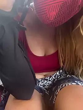 Customizable and immersive: Energize your taste buds and checkout our delicious choice of amateur cams liveshows with excited livestreamers getting their sweet physiques pounded with their beloved vibrating toys.