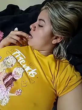 Customizable and immersive: Energize your taste buds and checkout our delicious choice of amateur cams liveshows with excited livestreamers getting their sweet physiques pounded with their beloved vibrating toys.