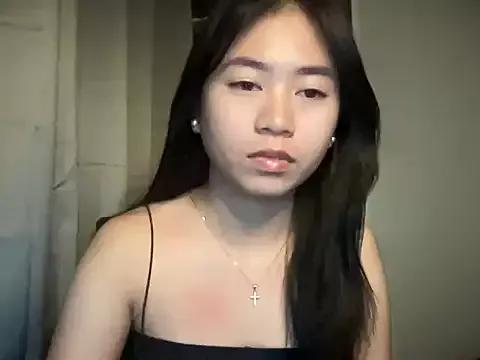 candycrushyyy from StripChat is Freechat