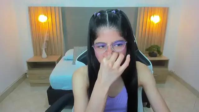 carlina_15 from StripChat is Freechat