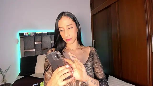 Customizable and immersive: Energize your taste buds and checkout our delicious choice of amateur cams liveshows with excited livestreamers getting their sweet physiques pounded with their beloved vibrating toys.
