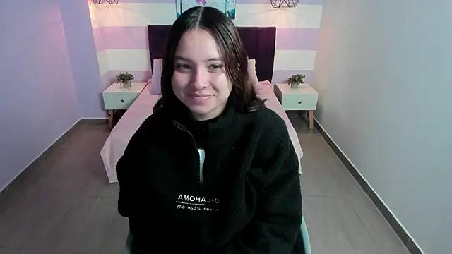 Customizable and immersive: Energize your taste buds and checkout our delicious choice of amateur cams liveshows with excited livestreamers getting their sweet physiques pounded with their beloved vibrating toys.
