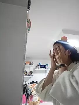 Caroline_Jons from StripChat is Freechat