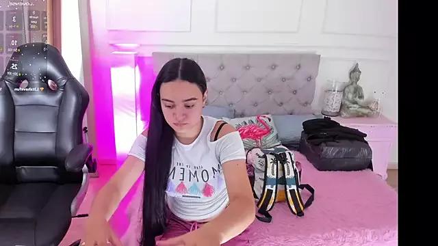 Customizable and immersive: Energize your taste buds and checkout our delicious choice of amateur cams liveshows with excited livestreamers getting their sweet physiques pounded with their beloved vibrating toys.