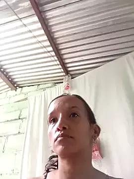 CarolineHans from StripChat is Freechat