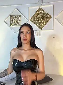 Customizable and immersive: Energize your taste buds and checkout our delicious choice of amateur cams liveshows with excited livestreamers getting their sweet physiques pounded with their beloved vibrating toys.