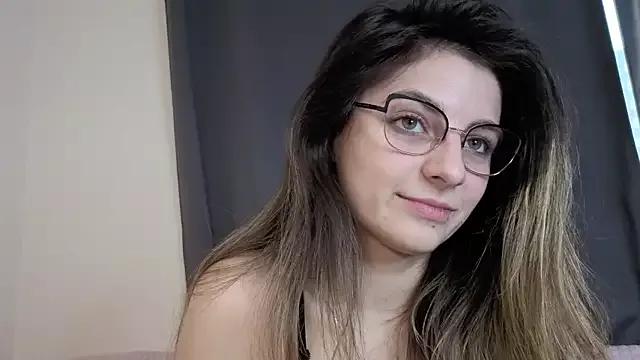 CasandraMickell from StripChat is Freechat