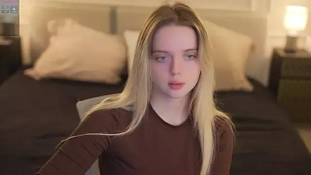 Cassy-Celestial_ from StripChat is Freechat