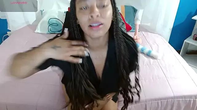 cataleya_eebony from StripChat is Freechat