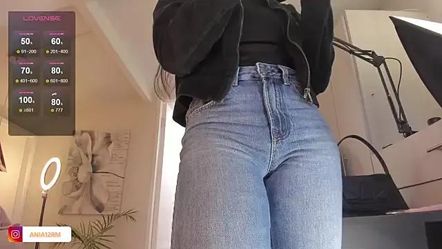 Customizable and immersive: Energize your taste buds and checkout our delicious choice of amateur cams liveshows with excited livestreamers getting their sweet physiques pounded with their beloved vibrating toys.