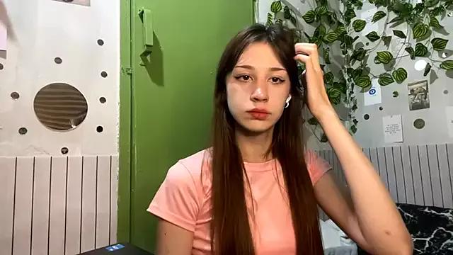 CatherineAston from StripChat is Freechat