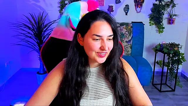 Customizable and immersive: Energize your taste buds and checkout our delicious choice of amateur cams liveshows with excited livestreamers getting their sweet physiques pounded with their beloved vibrating toys.