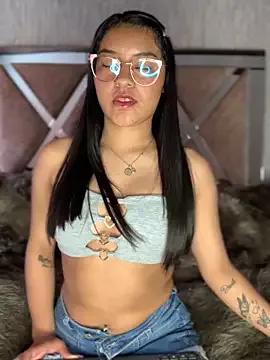 Customizable and immersive: Energize your taste buds and checkout our delicious choice of amateur cams liveshows with excited livestreamers getting their sweet physiques pounded with their beloved vibrating toys.
