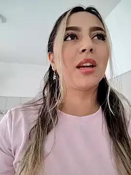 Customizable and immersive: Energize your taste buds and checkout our delicious choice of amateur cams liveshows with excited livestreamers getting their sweet physiques pounded with their beloved vibrating toys.