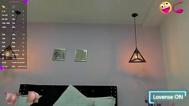 CeliWoods webcams show profile image 