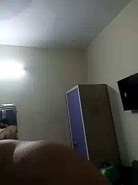 Cena_desihunk from StripChat is Freechat