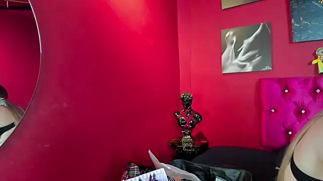 Customizable and immersive: Energize your taste buds and checkout our delicious choice of amateur cams liveshows with excited livestreamers getting their sweet physiques pounded with their beloved vibrating toys.